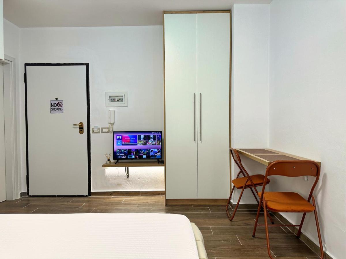 K&T Boulevard Studio Saranda Ngoại thất bức ảnh